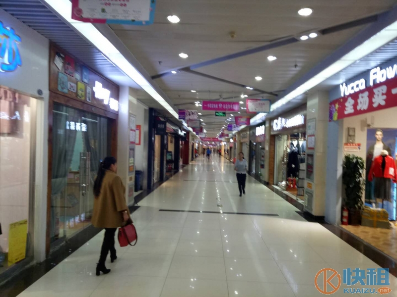 潍城中百地下名店街旺铺转让