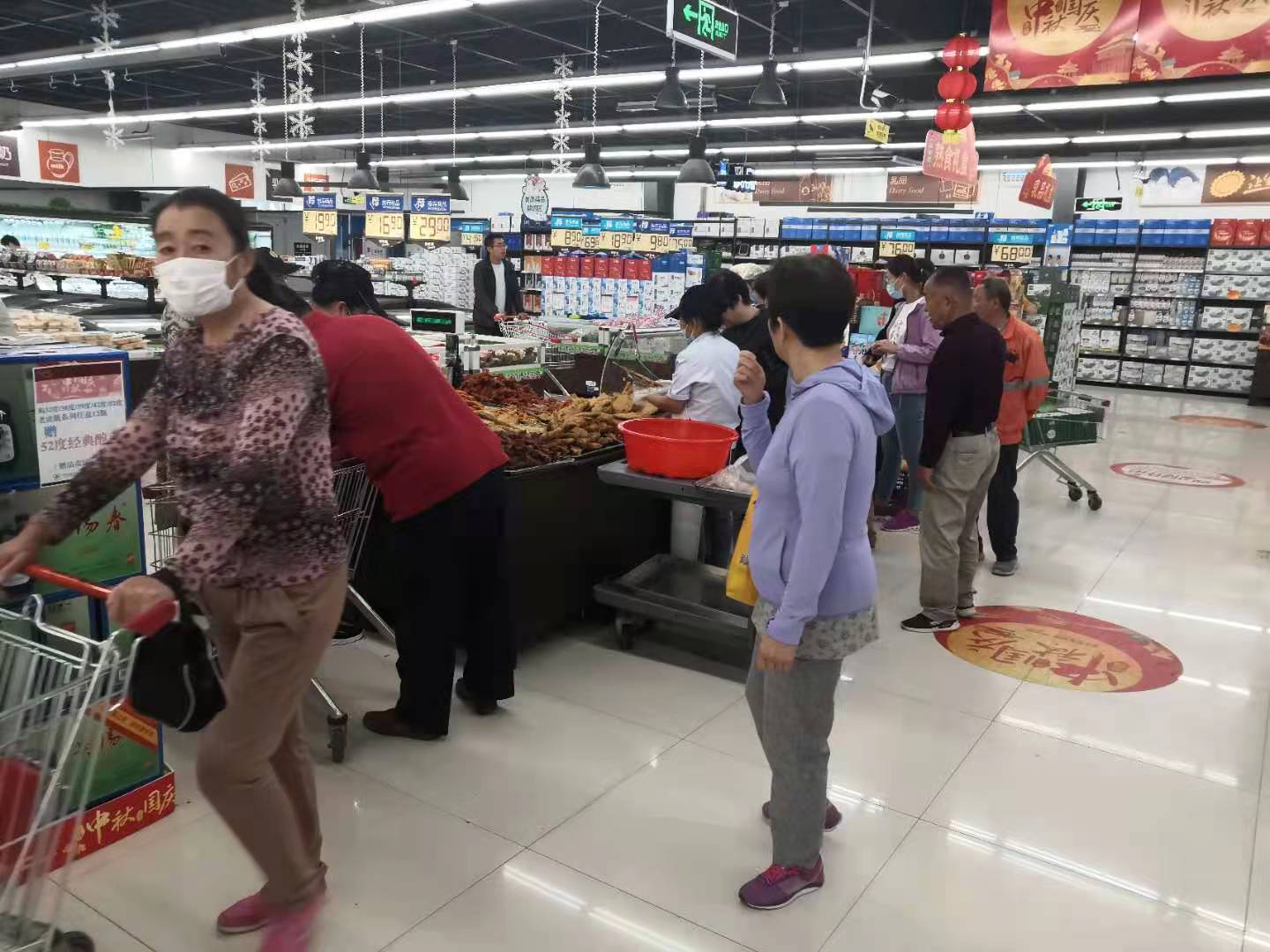（快租免费寻址）奎文区佳乐家超市与中百超市熟食专柜转让